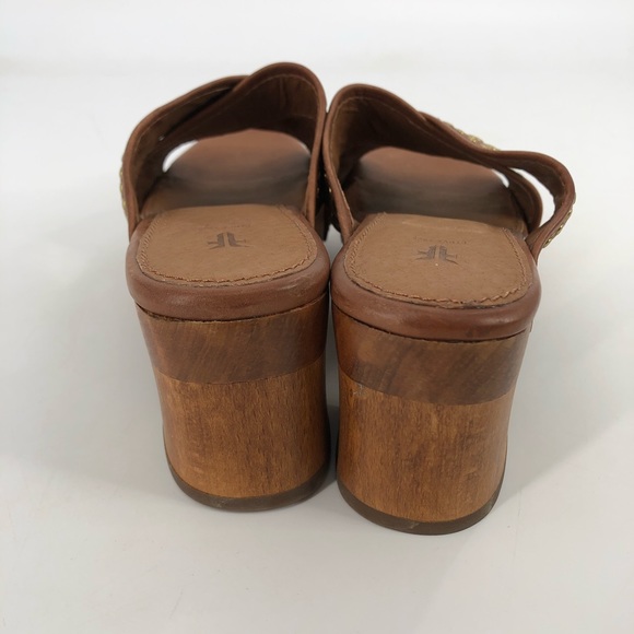 Frye Fiona Tan Gold Studded Mules / Sandals - Picture 5 of 6